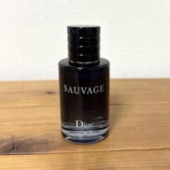Dior ソヴァージュ オードゥトワレのサムネイル