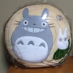 となりのトトロのクッションのサムネイル