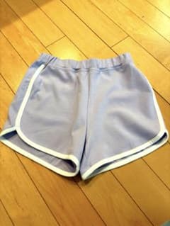 【130】未使用　UNIQLO エアリズム ショートパンツ パープル キッズのサムネイル