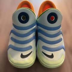 新品Nike ダイナモゴー19cmのサムネイル