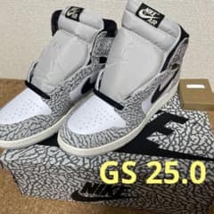 最終値下　新品　ナイキ GS エアジョーダン1 ハイ OG ホワイトセメントのサムネイル