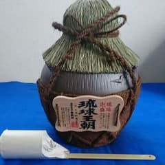 泡盛 琉球王朝 5400ml 3升 甕のサムネイル