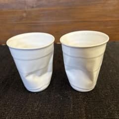 コンランショップのホワイト陶器ストライプカップ2個セットのサムネイル
