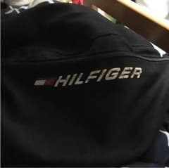トミー ヒルフィガー 肩がけバックのサムネイル