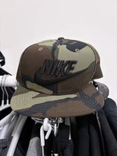 NIKE 迷彩 キャップのサムネイル