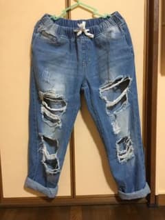 ダメージデニムのサムネイル
