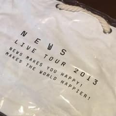NEWS  LIVE TOUR 2013  トートバッグ 未使用 未開封のサムネイル