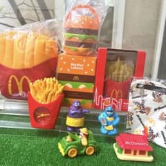 1990 McDonald's Meal Toys: Clock, Lantern, Mini Cushion (Bundle)