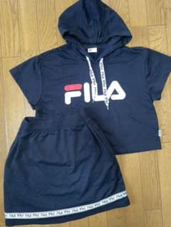 セシルマクビー　FILA セットアップ　　　2、3回しか着てません。のサムネイル