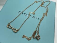skt1023様専用　TIFFANY&Co. インフィニティネックレス K18のサムネイル
