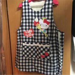 ワンさん専用☆キティーエプロンのサムネイル