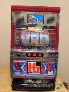 4号機 サミーハードボイルド2 コピー打法可能 パチスロ機のサムネイル