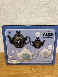 『ふしぎの国のアリス』のうさみみティーポット 黒ver