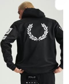 W*n様 FRED PERRY Badged Track Jacket ブラック W*n様 FRED PERRY Badged Track Jacket ブラック - メルカリ