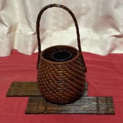 竹籠 花入 手付き 漆塗り 花器 茶道具のサムネイル