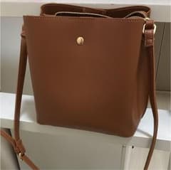 ショルダーバッグのサムネイル