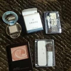エレガンス アイシャドーのサムネイル