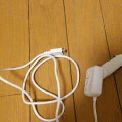 お客さま専用出品!! FMトランスミッター  ホワイト☆のサムネイル