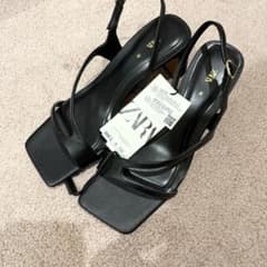 ZARA ストラップサンダル ブラック 35 新品