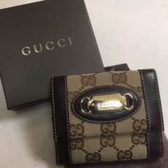 GUCCI 二つ折り財布のサムネイル