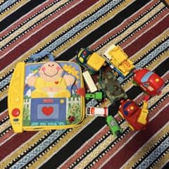 赤ちゃん布絵本、車のおもちゃセット売りのサムネイル