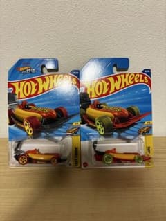 G*G様 ホットウィール　Street Wiener 2台セットのサムネイル