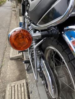 sr400 社外　ウィンカー　４本セット　新品のサムネイル