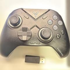 Flydigi VADER 4 Pro PC用ゲームコントローラー 本体のサムネイル