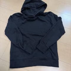 H＆M 黒 パーカー 140cmのサムネイル