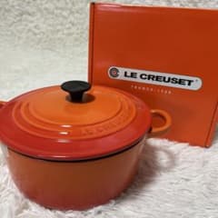 新品未使用】LE CREUSET ルクルーゼ 両手鍋 22cm オレンジ - メルカリ
