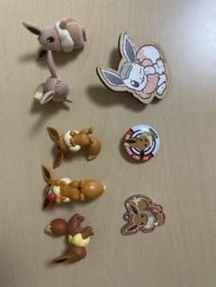 イーブイ フィギュアセット バッジ付きのサムネイル