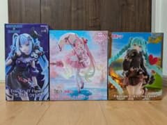 初音ミクフィギュア 3種 雪ミク×クロミ 桜ミク FashionOutdoor - メルカリ