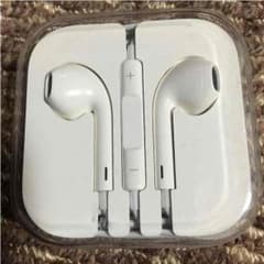 iPhone6イヤフォン＊新品＊のサムネイル