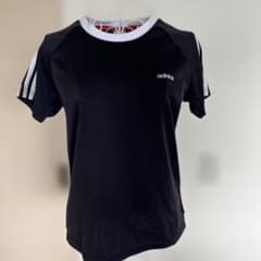 adidas 万国旗　レディース　Tシャツのサムネイル