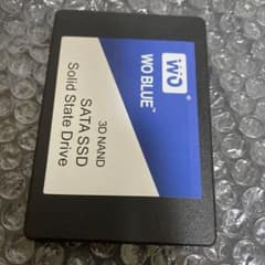 SSD 4TB 2.5インチ SATA 現状品(ジャンク扱い)のサムネイル
