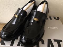 最終値下げ❗️新品正規品STACCATO レイスヒールローファー革靴　箱付きのサムネイル