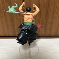 ワンピース ゾロ 戦闘ポーズ フィギュアのサムネイル