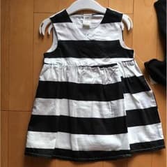 新品 H&M  カーディガンつきワンピースのサムネイル