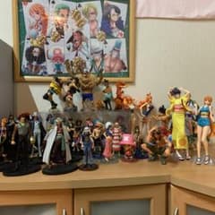 ワンピース フィギュアのサムネイル