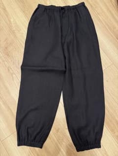 comoli 26SS カナパ ドローストリングパンツ 1 - メルカリ