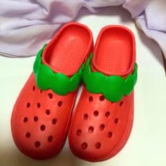 いちご サンダルのサムネイル