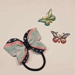 ハンドメイド★蝶々★ヘアゴムのサムネイル