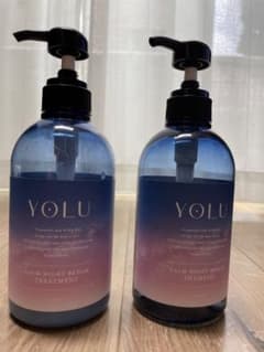 YOLU カームナイトリペアシャンプー　トリートメントセットのサムネイル