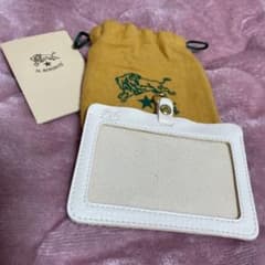 週末セール❗️レア♡  イルビゾンテ♪ ネームケースのサムネイル