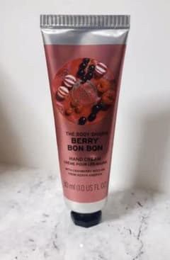 BODY SHOP ハンドクリーム　ベリーボンボンのサムネイル