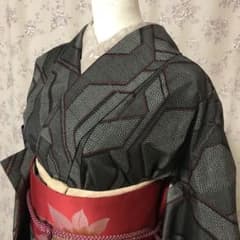 黒×グレー×赤 亀甲柄 紬着物 名古屋帯 セット - メルカリ
