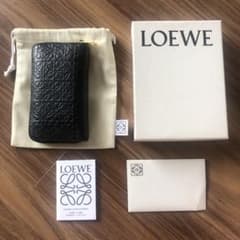 LOEWE ロエベ　アナグラム　財布のサムネイル