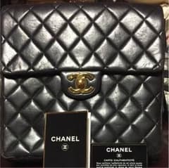 CHANELリュックのサムネイル