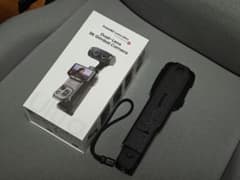 【数回の使用のみ】 Insta360 luna ultraのサムネイル