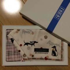 Burberry 新品ハンカチセット☆のサムネイル
